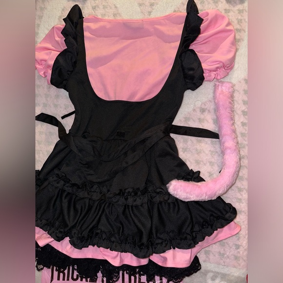 Dolls Kill costume Trickz N’ Treatz - Picture 10 of 10